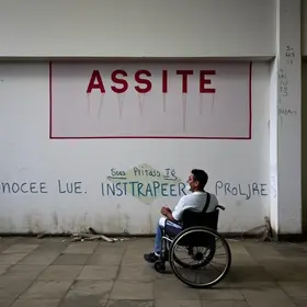 instituto que atende pessoas com deficiência
